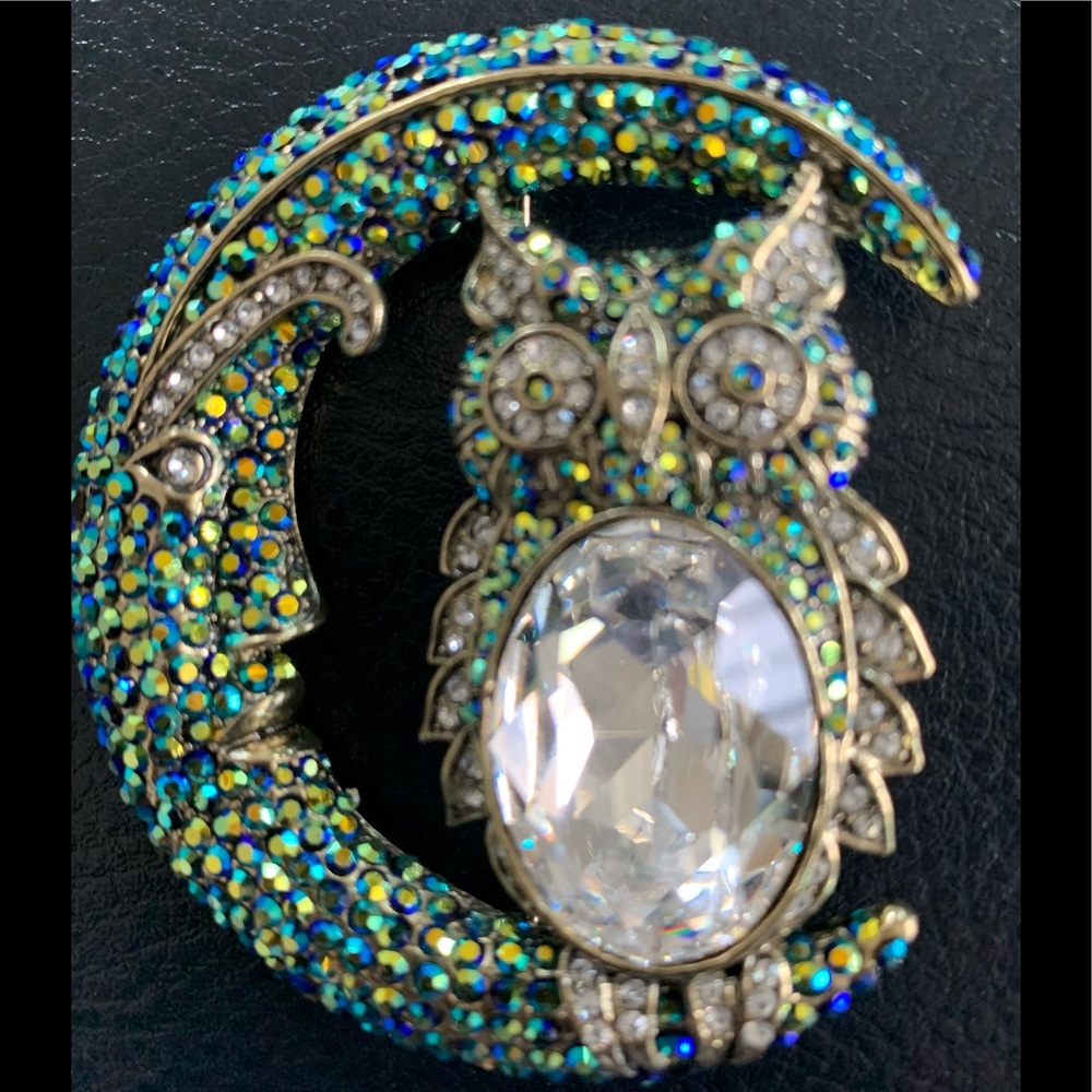 Heidi Daus Green/Blue Rhinestone Owl w/ Moon Silhouette Brooch NWOT